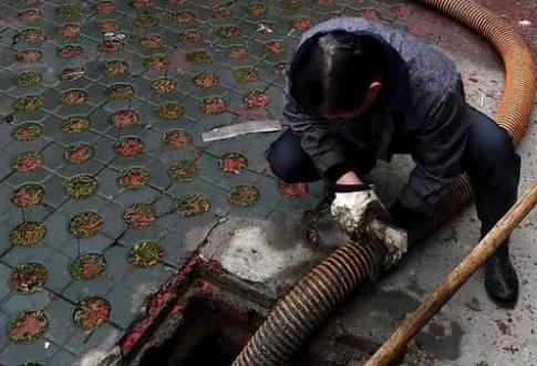贺兰区高压清洗管道公司分享下为什么要高压清洗板换